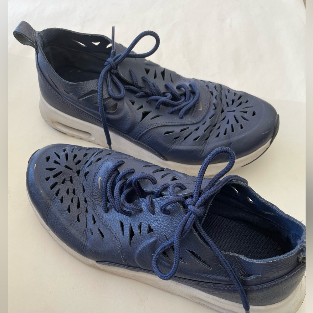 NIKE THEA JOLLI air max ltd edition women’s 7 navy blue